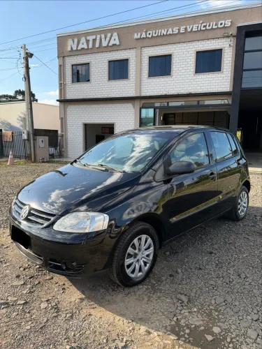 Volkswagen Fox City 1.0mi/ 1.0mi Total Flex 8V 3P 2006