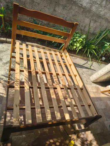 Cama de casal padrão no Brasil mede 1,38 m de largura por 1,88 m de comprimento
