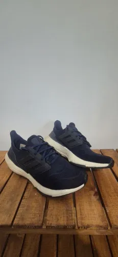 Adidas Ultraboost 22