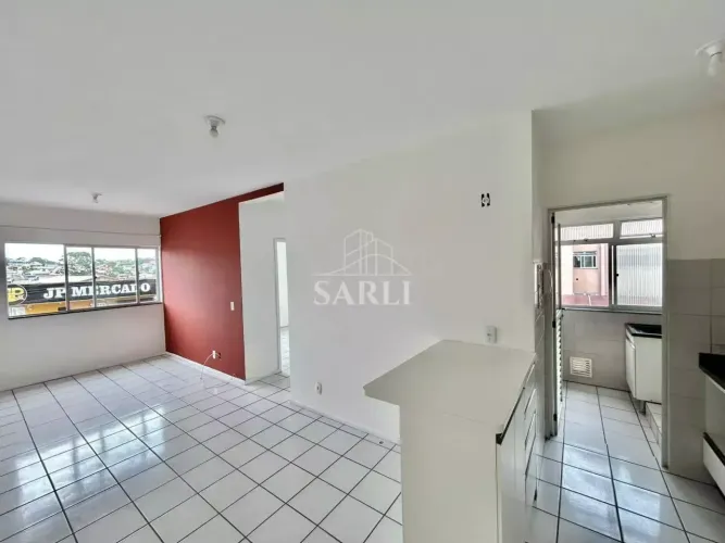 Casa com 52m², 2 quartos e quintal no bairro Serraria São José
