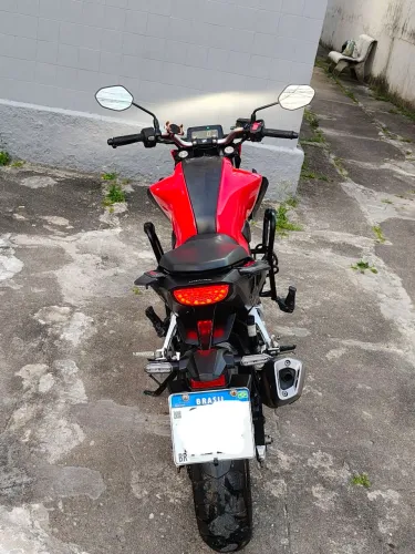 CB 300 Super conservada