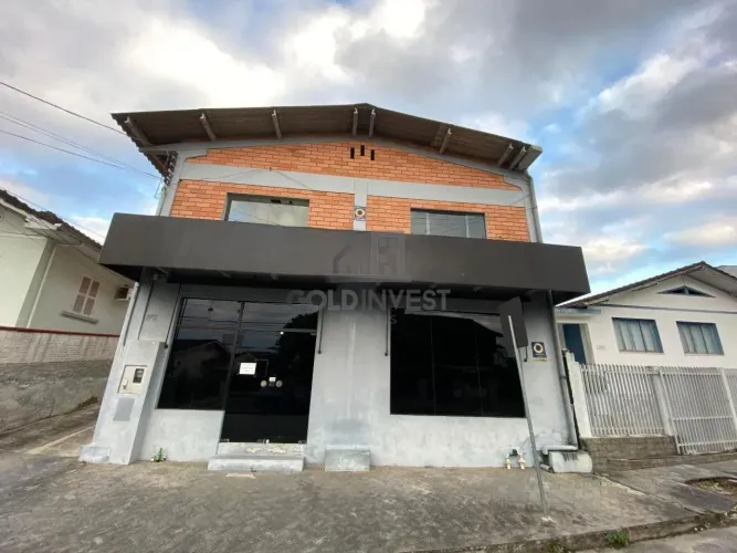 Galpão com 315m² no bairro Souza Cruz-Brusque!!