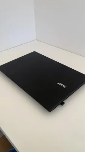 Notebook Acer E5 240GB