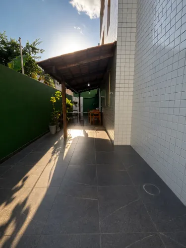 APARTAMENTO TÉRREO EM INTERMARES A 100m DA PRAIA