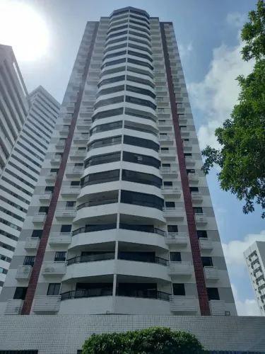 EXCELENTE APARTAMENTO DE 131M² COM 03 QUARTOS, 02 SUÍTES, VARANDA E LAZER COMPLETO EM BOA