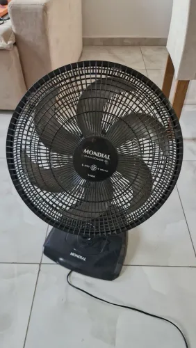 Ventilador De Mesa Mondial Super Power 6 Pás 140W 40Cm