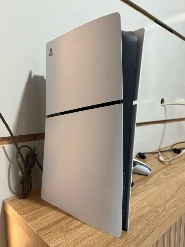 PS5 Slim 825GB | NOVO | 1 CONTROLE