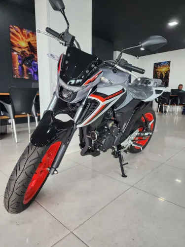 Yamaha Fazer 250 2026 0KM | Cinza