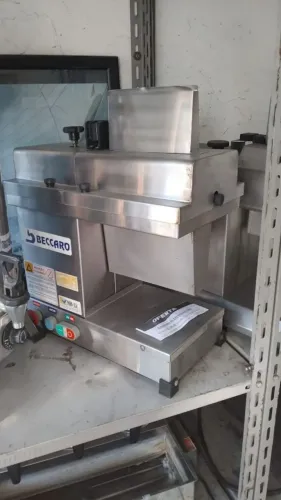 Amaciador de carnes beccaro e caf 1.980,00 cada