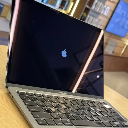 MacBook Air 2020 i5 8GB