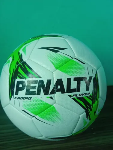 Bola de futebol Penalty player 