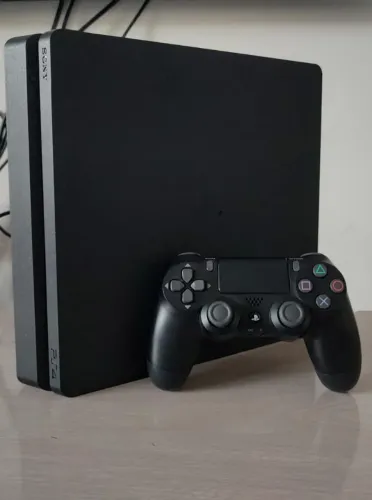 Ps4 slim 1TB 