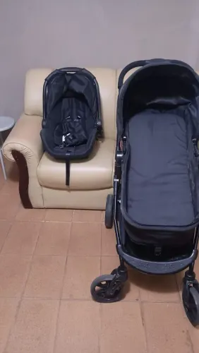 Carrinho de bebê completo 