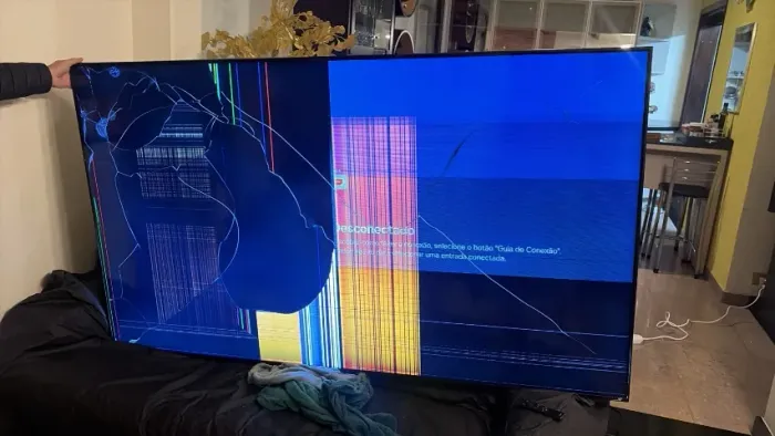Televisão Samsung Smart TV 85 polegadas Crystal UHD 4K U8600F - Retirada de peças