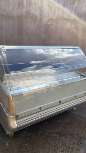 Máquina Sorvete na Pedra ISA GelatoMix Italiana Profissional