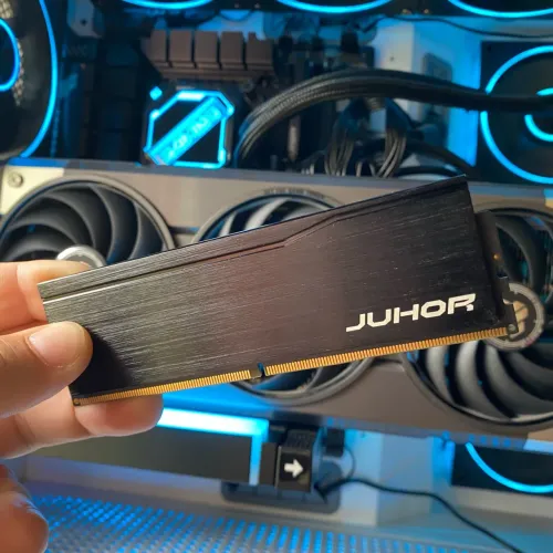 Memória DDR5 16GB 6400MHz