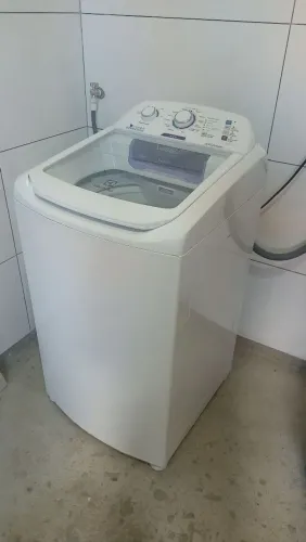 Máquina de Lavar Electrolux 8,5kg Branca Turbo Economia com Jet&Clean e Filtro Fiapos