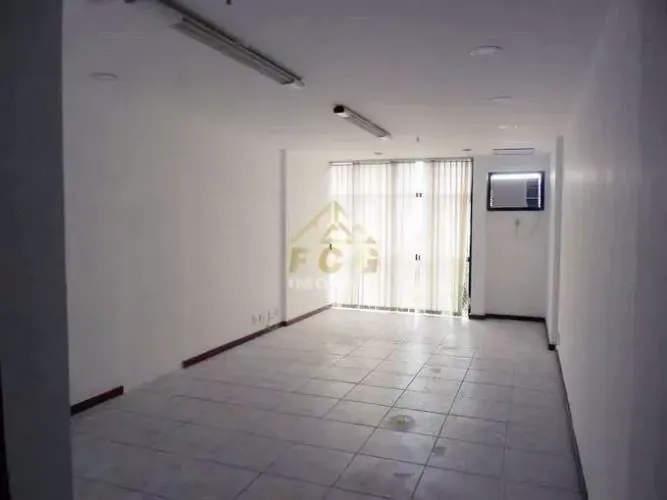 Sala Comercial 33m² com recepção no Ed. Quality Office Centro de Niterói