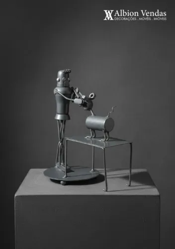 Decoração Escultura cuidador groomer Pet em Lata