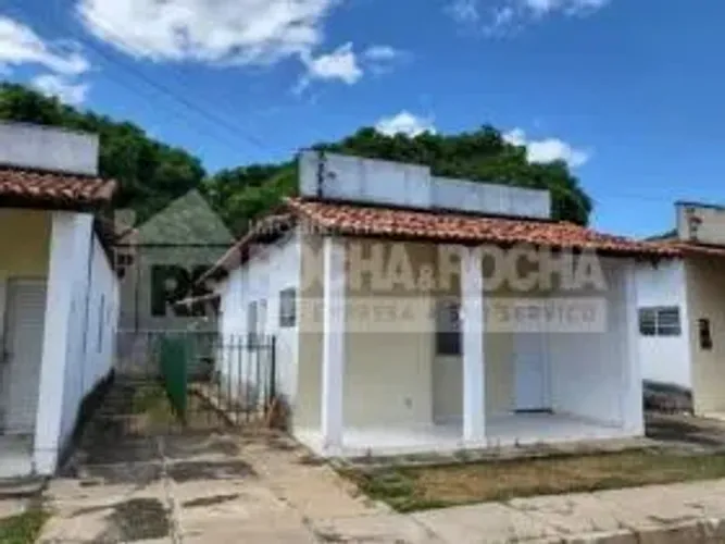 Excelente Casa/Condomínio a venda em TERESINA