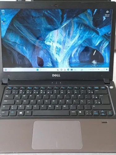Dell vostro I7-4510U 2.0Ghz + SSD 240 + 8G + GT 740M.