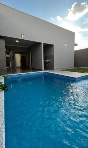 CASA Á VENDA, ENTRADA 17 MIL!