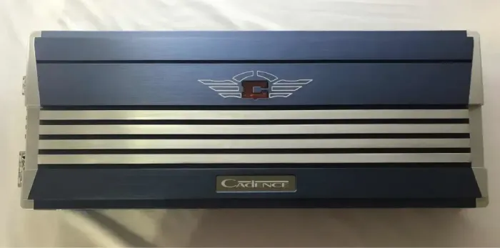 Amp Cadence Mono 2.400W