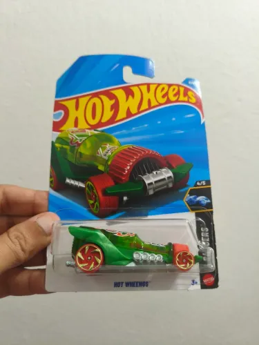 Hot Wheengs Hotwheels T-hunt