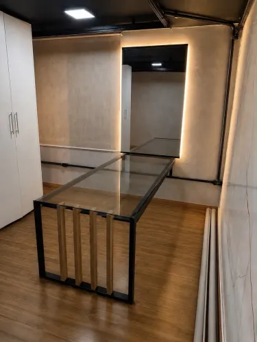 Mesa 2 metros com espelho e led