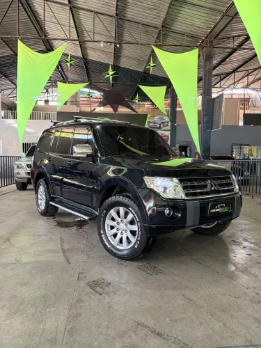 Mitsubishi Pajero HPE Full 3.2 4X4 T.i.dies. 5P AUT 2010