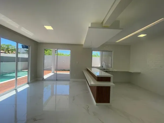Localização: Condomínio Fragata - Bairro Aruana Valor - 1.500.000,00 Composição do Imóve