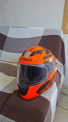 Capacete