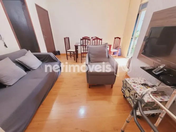 Excelente 03 quartos com armario no no Carlos Prates R$ 395.000,00.