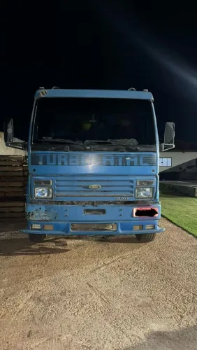 Ford cargo 1418....