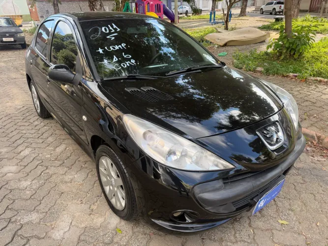 Peugeot 207 XS 1.6 Flex 16V 5P 2011
