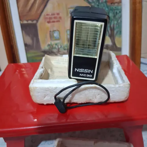 Flash Nissim MC 30 com nota fiscal de 1976...