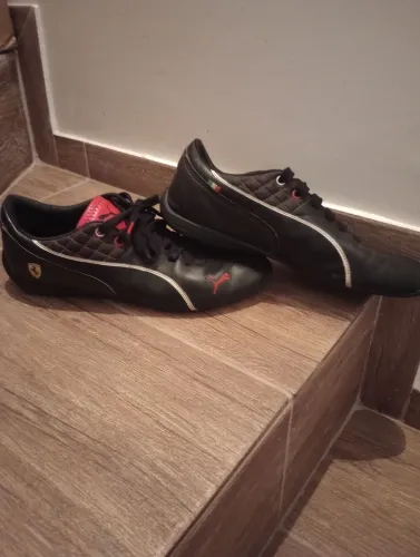 Tênis Puma Ferrari N/42