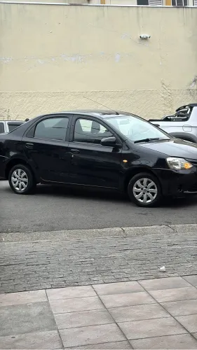 Toyota Etios X Sedan 1.5 Flex 16V 4P Mec. 2015