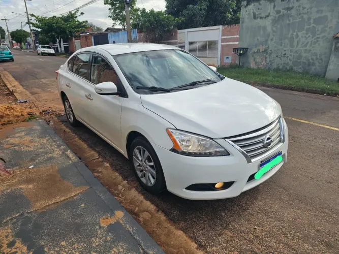 Nissan Sentra SV 2.0 Flexstart 16V Aut. 2014