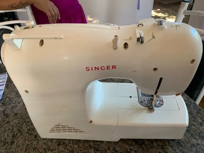 Máquina singer fashion usada