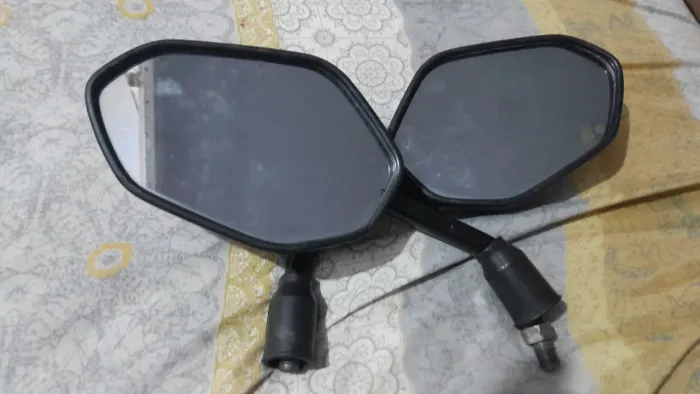 Retrovisor saara 300 $50