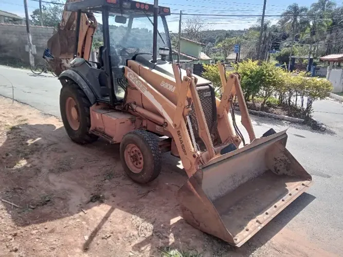 RETRO CASE 580M 2007 4X2 OPORTUNIDADE