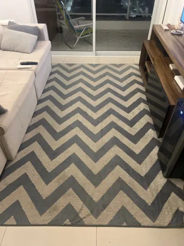 Tapete 2m x 2,5m. Bom estado