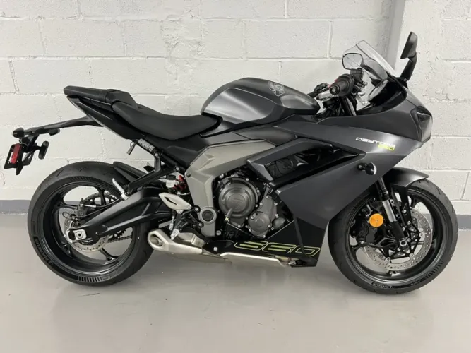Triumph Daytona 660 2025