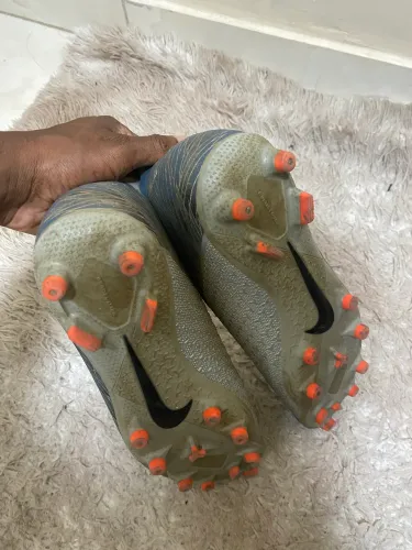 Chuteira nike