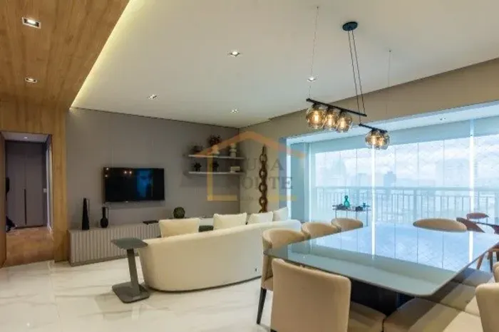 Apartamento, 4 quartos, sendo 2 suites, 4 vagas de garagem. 181m² Santana