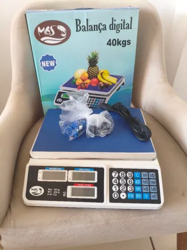 Balança Digital 40 kg - Prática e Segura! ?*<br>- Bateria recarregável e visor duplo