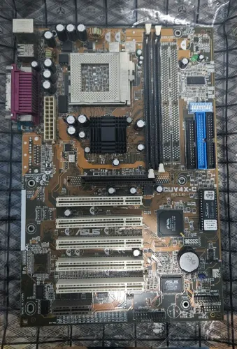 Placa Asus CUV4C-C 
