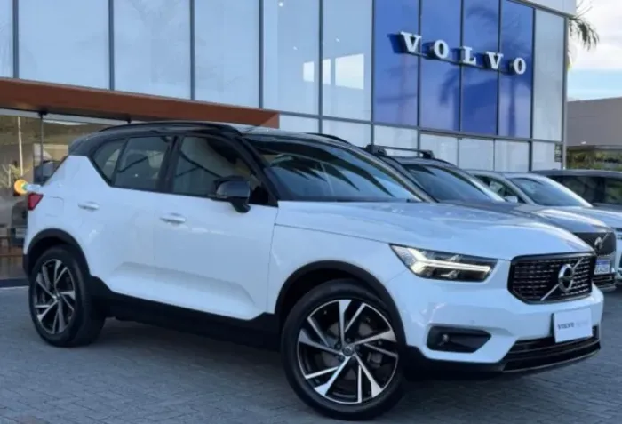 Volvo XC40 XC 40 T-5 Híbrido R-design 1.5 262cv FWD 2021