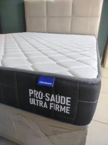 Cama Box Queen semi novo HIGIENIZADO ENTREGO